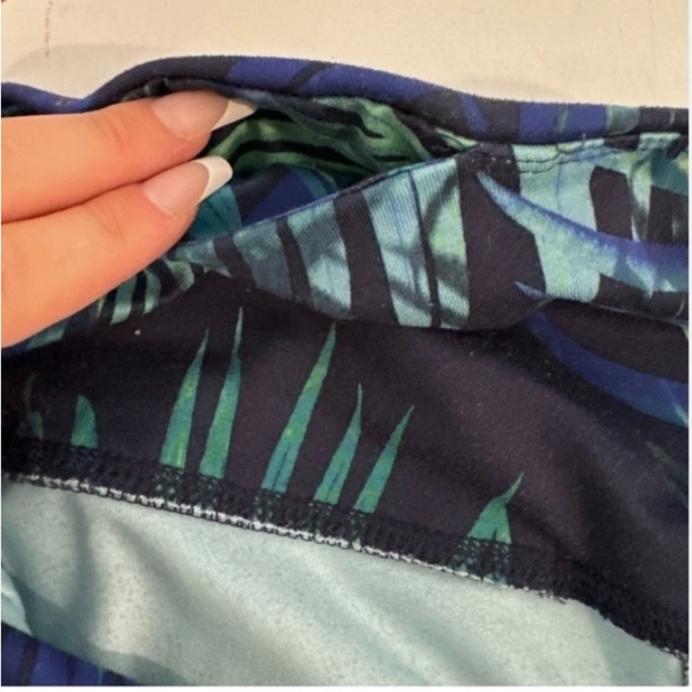🇯🇲 Sz XL Champion Tropical Print Blue and Green Leggings - Picture 8 of 8